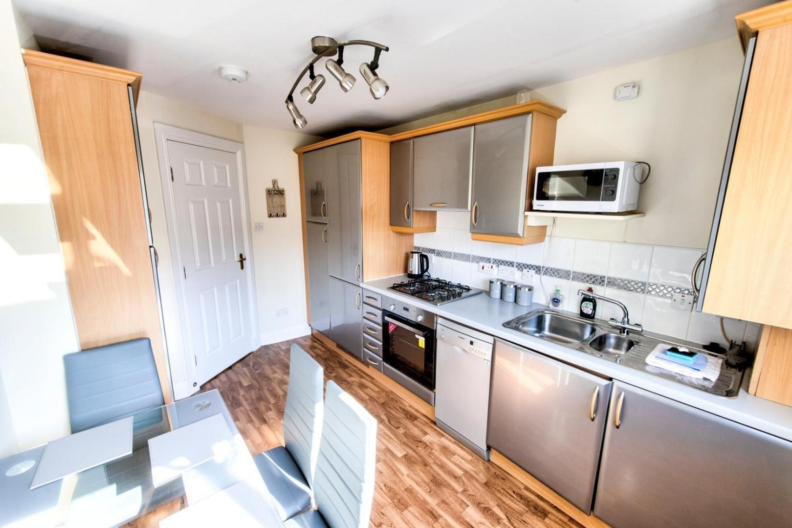 Guestready - Nice 3Bdr Apart W/ Private Parking エディンバラ エクステリア 写真
