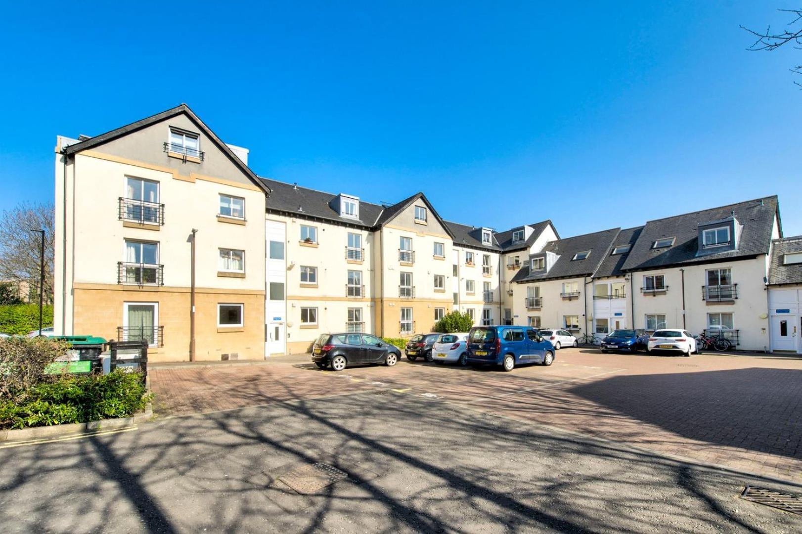 Guestready - Nice 3Bdr Apart W/ Private Parking エディンバラ エクステリア 写真